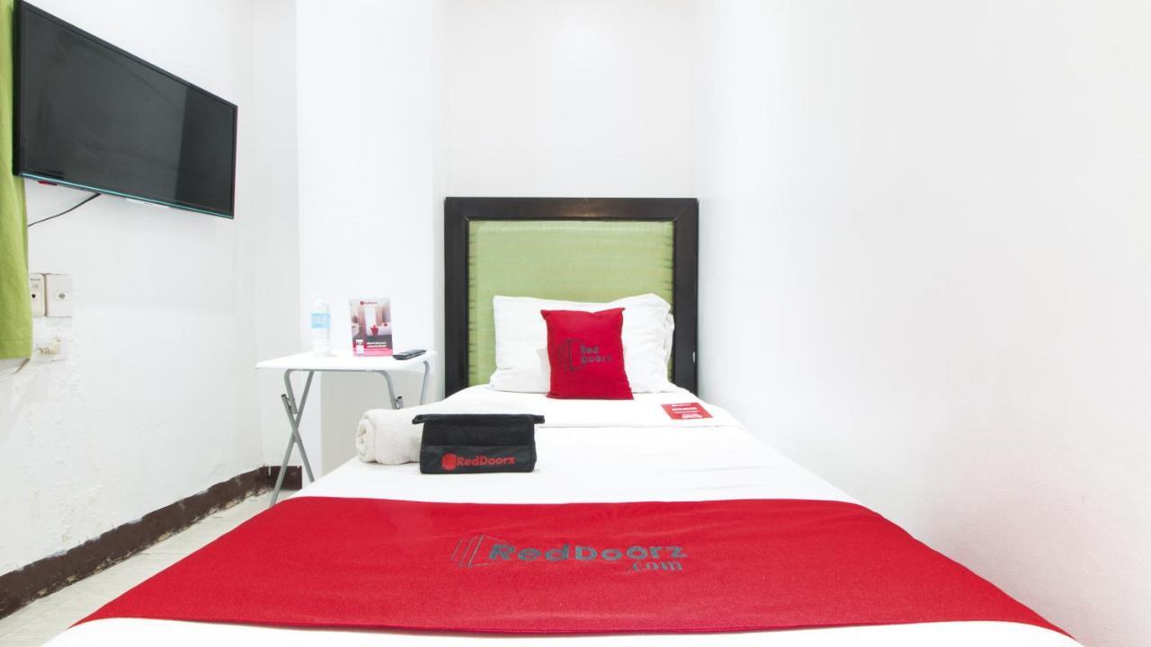 Reddoorz @ Real Fatima Tacloban Hotel Anibong ภายนอก รูปภาพ
